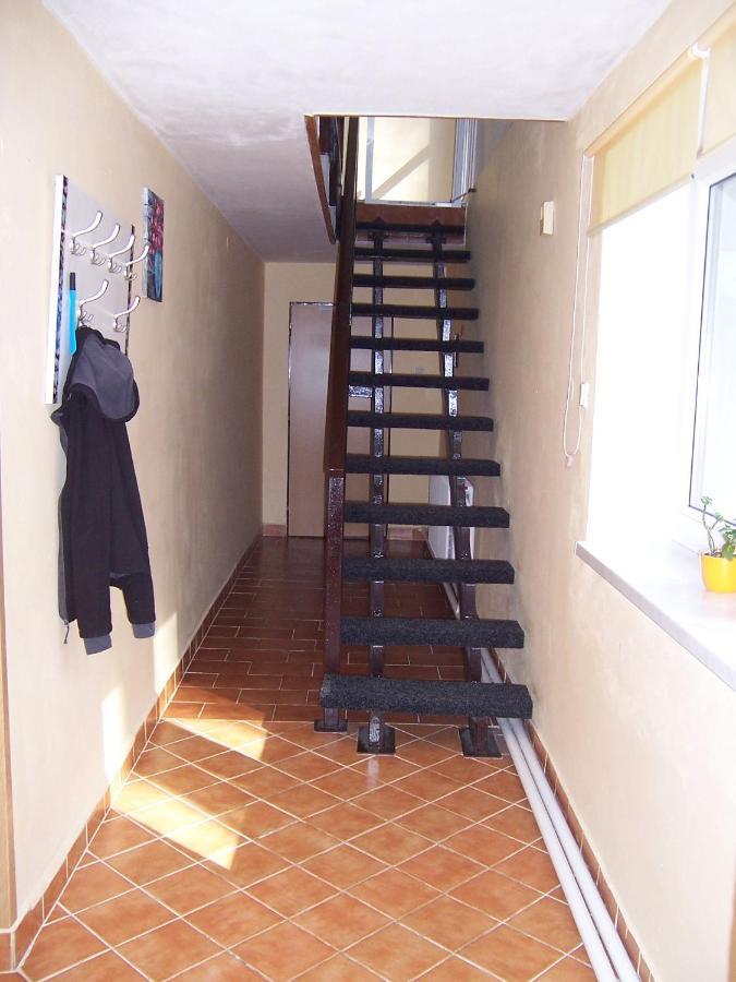 Salas-Dum Pro Spolecnou Dovolenou Az 11 Osob Exterior foto